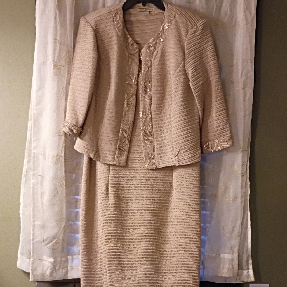 Beige Women's Dress Set